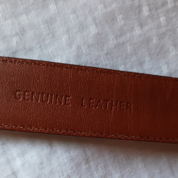 Black Leather Ralp Lauren Belt with Gold Buckle. Croc Alligator Print. Size Smal - Picture 5 of 6